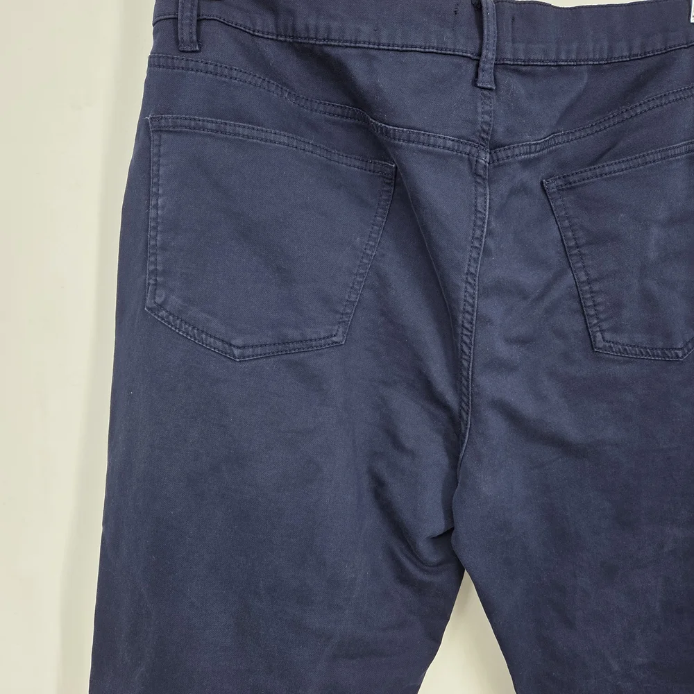 Banana Republic straight traveler Pants - navy Mens size 38x32